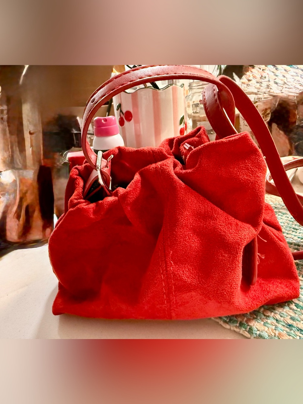🌻🍁NEW🌻🍁Red Suede Drawstring Shoulder Bag - Women